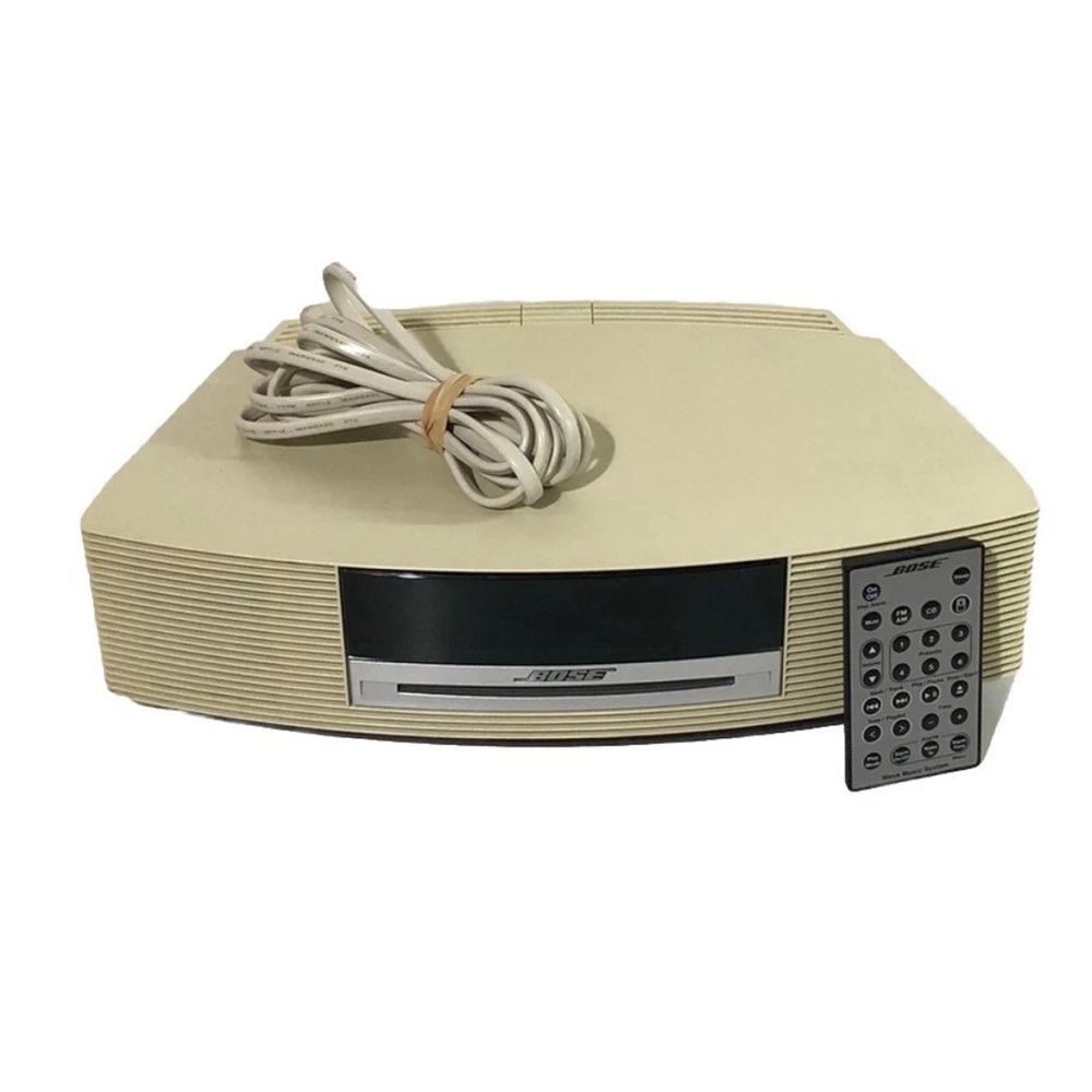 BOSE Wave Music System, Model AWRCC2, AM/FM/CD with Remote, Manuel & Cord